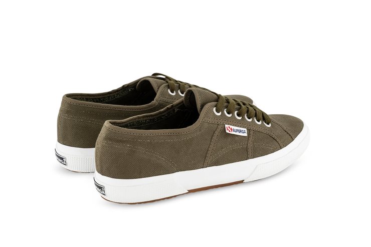 Superga 2750 Gewaschene Baumwolle Grün Sherwood Gewaschen